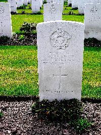 Heverlee War Cemetery - Dennett, William James